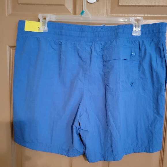 NWT Blue Men's Shorts. - Picture 2 of 2